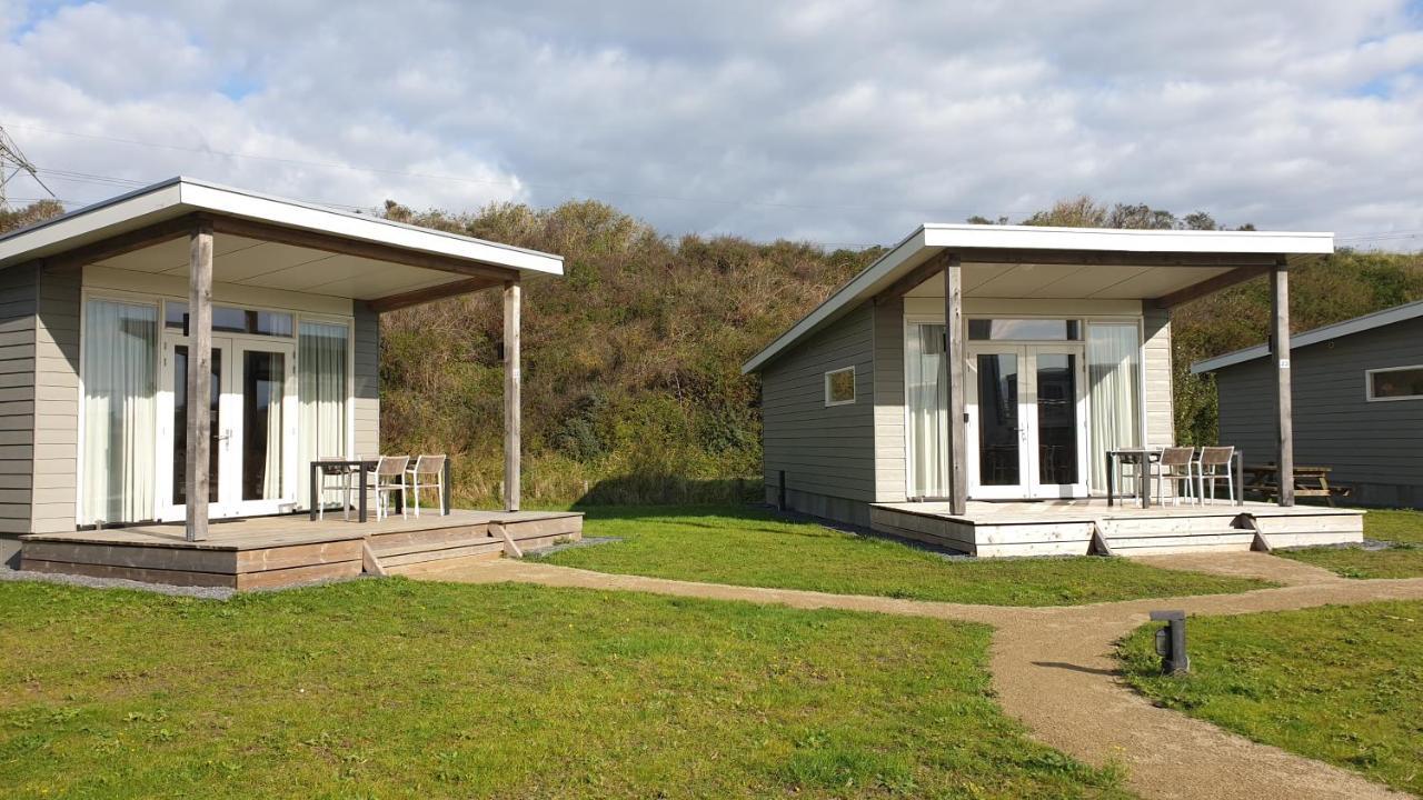 Beach Lodges Остворне Экстерьер фото